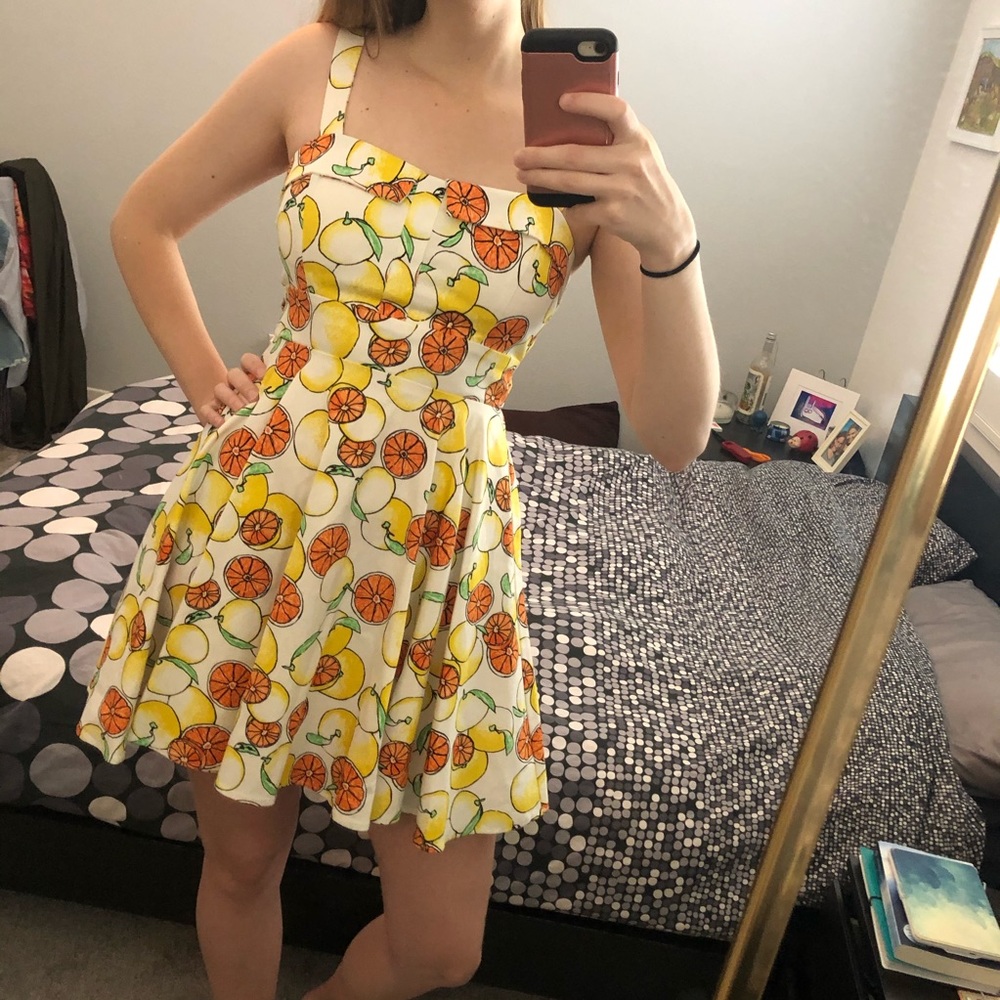 ✨HP✨ Citrus Pinup Dress